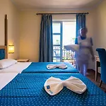 Aegean Ξενοδοχείο με διαμερίσματα 4*
